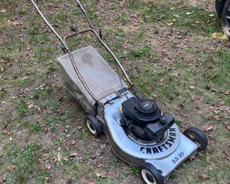 Craftsman lawn mower with bag, works great