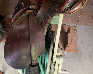 Horse saddle