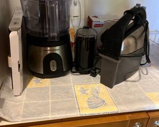 Kitchen appliances 