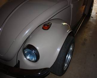 68 VW bug: Owned by gentleman in his 80's. Always garage kept and no rust. New Eagle GT P205/60 GR15 tires on new gold wheels. New: Fender flares/windshield/back glass & side glass/badges/rubber gaskets/ blinkers/bumpers & mounts/exhaust/outside mirror/head lights  NEW Interior: door panels/seats (front and rear)/head liner/carpet.