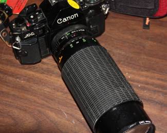 Canon A1 35mm film  camera w/zoom lens