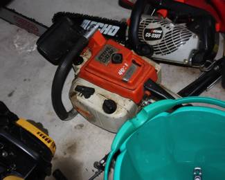 Echo CS-330T gas chain saw