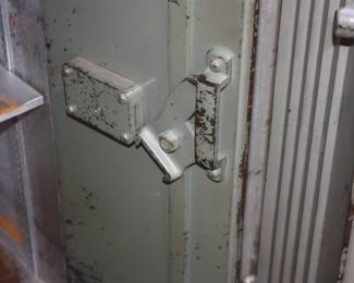 Antique steel safe Victor circa 1850. Works perfect with combination & key for inside doors. Double doors outside & inside. Iron wheels weighs approx 1500 lbs.