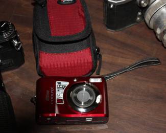 Nikon Cool Pix  w/case