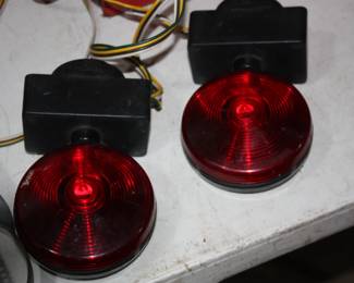 Pair magnet towing lights w/wiring