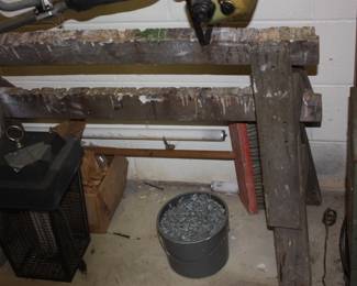 2 short saw horses