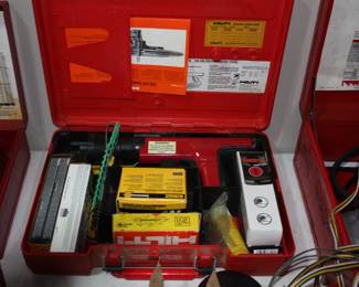 Hilti TE-72 gun in case