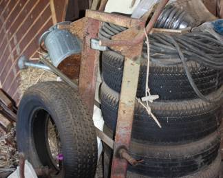 Vintage iron pull cart (w/o) wheels