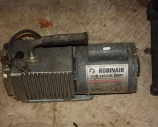 Robin Air high vacuum pump 
