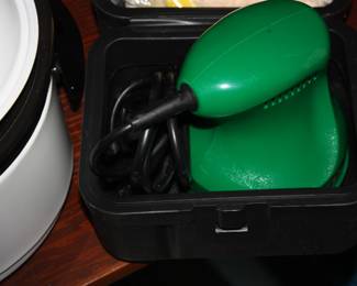 Turtle wax polisher in case