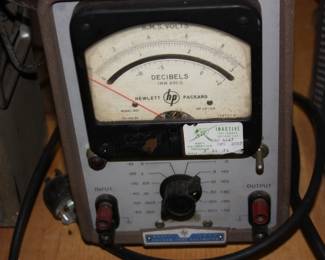 Vintage Hewlett Packard vacuum tube voltmeter Navy Calibration