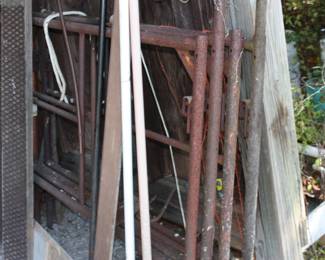 4 scaffolding sections