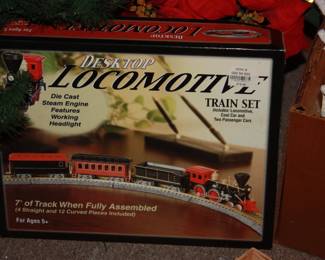 Desktop Locomotive train set