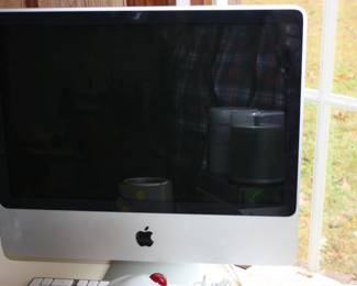 Apple monitor