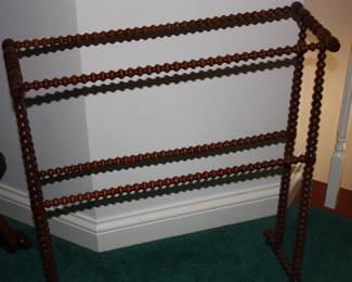 Wood Spool quilt rack
