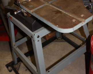 Delta sanding center belt & disc on stand w/castors