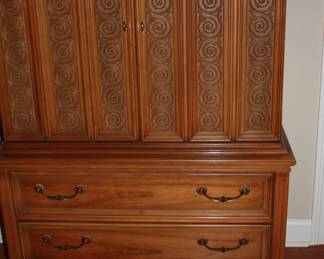 Matching midcentury chest of drawers w/5 drawers