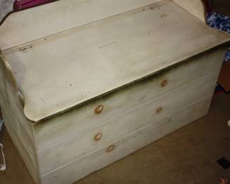 White wood toy chest