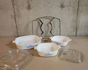 Corning Ware Blue Cornflower White Ceramic Casserole Dish Set with Glass Lids and Metal Rack