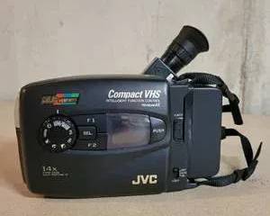 JVC GR-AX710 Compact VHS Camcorder 14X Zoom Color Viewfinder Video Movie Recorder with Manual and Accessories