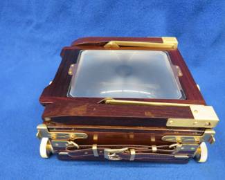Lot 210. Wista Field DX rose wood view camera. See also lot 209.