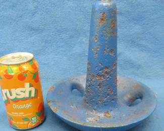 Lot 203. 12 lb. anchor