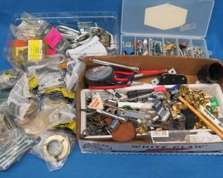 Lot 302. Hardware