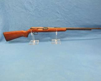 Lot 19. Remington Model 550-1 .22 semi-auto rifle. NSN. Shoots S, L, and LR. Includes a cloth case.