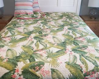 Coastal chic queen bed