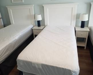 Twin beds - 4 available; 3 nightstands; 3 table lamps