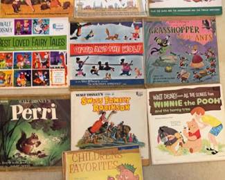 HST231 Vintage Walt Disney Vinyl Lot