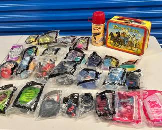 HST016 - Vintage Thermos And Lunch Box And McDonalds Happy Meal Toys