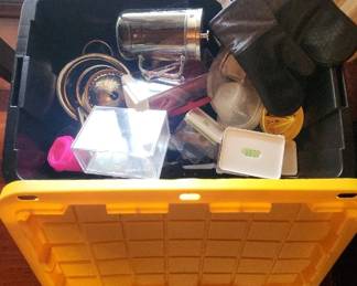 AAE418 - Mystery Lot Kitchenware 