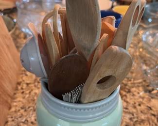 Vintage "Utensils" Glassware Jar with Wooden Kitchen Utensils