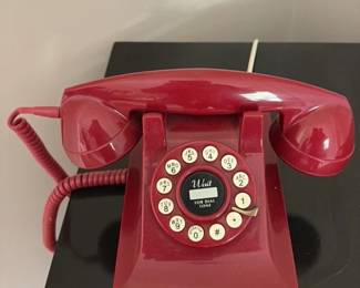 Western Electric 500 Rotary Dial Telephone