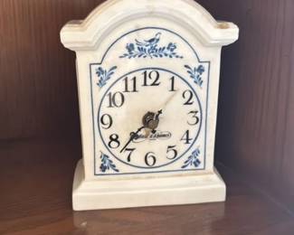 Vintage "Flowers & Birds" Mantle Clock