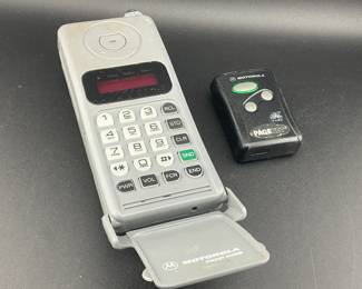 Old Flip Phone & Pager