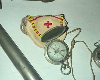 VINTAGE COMPASS w/ INDIAN LEATHER POUCH