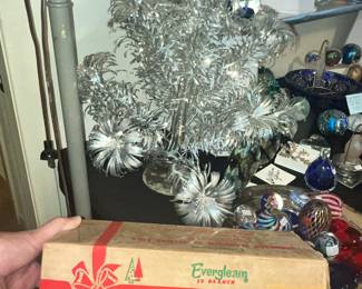 HARD TO FIND 2ft ALUMINUM CHRISTMAS TREE w/ ORIG. BOX