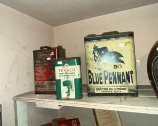 COLLECTIBLE OIL CANS