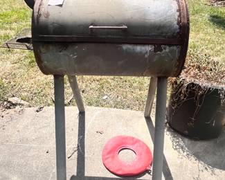 IRON BARBEQUE GRILL