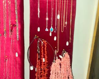 LOTS OF STERLING SILVER