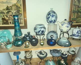 GLASSWARE & PORCELAIN