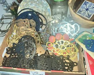 TRIVETS OF EVERY SIZE