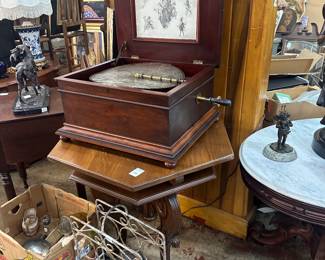 Sale Picture