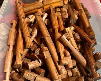 Lincoln logs