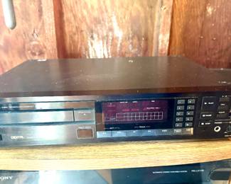 Denon CD stereo player