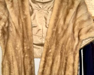 Vintage Mink Stole, blond 