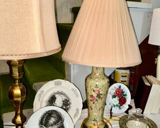 Home Decor, Brass Lamps, floral Lamps, many religious items 