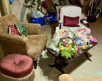 Easter, Arm Chairs, Ottomans 